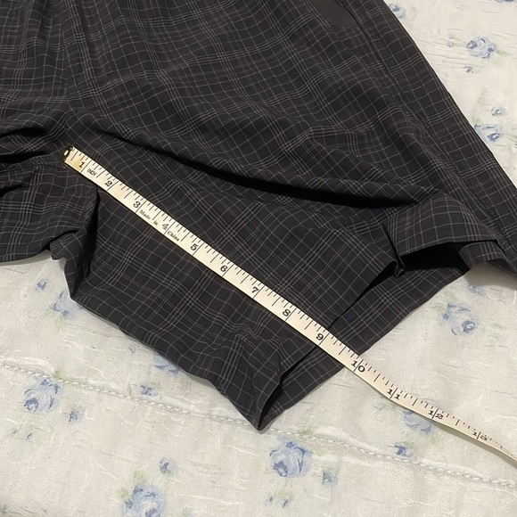 EUC Lululemon Pace Breaker Shorts - Picture 5 of 8